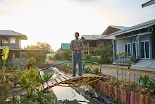 680121 สมุนพระรามยกกระถางต้นไม้แต่งสวน เปียหม่องทดลองเปิดน้ำตก 63.jpg
