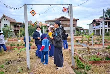 671216 สมุนพระราม ห่มดินสวนน่ารักด้วยฟางข้าว วัดระดับน้ำคลองไส้ไก่ 43.jpg