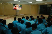 680528 อบรมนักเรียน รร.ขวาวใหญ่วิทยา ชมคลิปชีวิตร่ำให้ คลิปแนะนำชุมชน 16.JPG