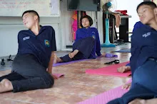680109 สสธ.ม.4 ฝนเมล็ดพุทธรักษา ฝึกโยคะ สมุนพระรามชายช่วยร่อนทรายทำน้ำตก สวนน่ารัก 31.jpg