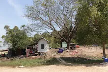 680202 สสธ.ม.3 ฝึกหัดเพาะชำต้นไม้แบบควบแน่น ไปสวนไวพลัง 333.JPG