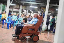 680703 เด็กสมุนพระรามนั่งรถไฟไปปฐมอโศก ร่วมงาน ๙๐ ปี ลุงจำลอง 188.jpeg