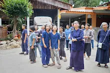 680703 เด็กสมุนพระรามนั่งรถไฟไปปฐมอโศก ร่วมงาน ๙๐ ปี ลุงจำลอง 267.jpeg
