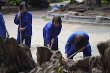 680602 สมุนพระราม และ สสธ.ขนทรายและปรับพื้นที่หน้าเฮือนศูนย์สูญ 153.JPG