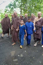 680606 สมุนพระรามร่วมเดินตามรอยโพธิสัตว์ งานอโศกรำลึก 35.jpeg