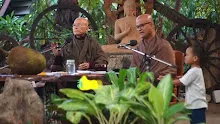 สื่อธรรมะพ่อครู ตอน หิริ โอตตัปปะคือธรรมคุ้มครองโลก.mp4