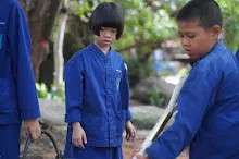 680602 สมุนพระราม และ สสธ.ขนทรายและปรับพื้นที่หน้าเฮือนศูนย์สูญ 52.JPG