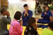 680519 พิธีรับชุดนักเรียนสัมมาสิกขาราชธานีอโศก ม.1 ม.4  139.JPG