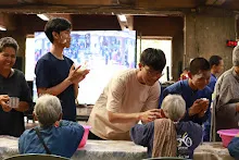 680416 รดน้ำดำหัว วันกตัญญูบูชาบรรพชน 45.JPG