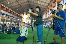 671230 สมุนพระรามแสดงร้องเพลง พิธีเปิดงานเพื่อฟ้าดิน คนมาดูงาน ทำ5ส ทำสวนบ่าย 166.jpg