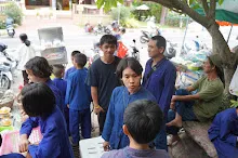 680720 สมุนพระราม ฝึกพาณิชย์บุญนิยม ขายสินค้า อุทยานบุญนิยม 6-2568 400.JPG