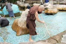 680511 ภาพโฮมแฮงขัดนำตกองค์พระพุทธธาในวันวิสาขฯ 74.jpeg