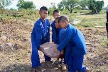 671214 สมุนพระราม เล่นเกมเดินโชว์ ขนหินทำน้ำตก 75.jpg