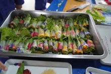 680609 เด็กสมุนพระราม ทำสลัดโรลขึ้นศาลาฉัน 66.JPG