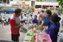 680720 สมุนพระราม ฝึกพาณิชย์บุญนิยม ขายสินค้า อุทยานบุญนิยม 6-2568 380.JPG