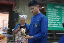 680529 สมุนพระราม สาธิตทำสลัดโรล งานอบรม นร.ขวาวใหญ่วิทยา สุรินทร์ 27.jpeg