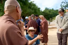 671025 พิธีตอกเสาเข็มแรก สถูปบูชาพ่อครู46.jpg