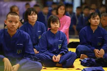 680519 พิธีรับชุดนักเรียนสัมมาสิกขาราชธานีอโศก ม.1 ม.4  121.JPG