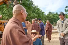 671025 พิธีตอกเสาเข็มแรก สถูปบูชาพ่อครู45.jpg
