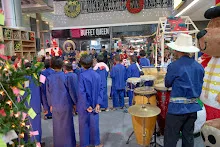 671225 สมุนพระรามร้องเพลงที่ห้างสุนีย์ ในวันคริสมาสต์ 107.jpg