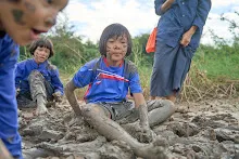 671106 กิจกรรมค่ายสมุนพระราม เล่นโคลนริมมูล147.jpg