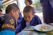671228 สมุนพระรามเข้าค่าย เรียนการปรับปรุงพันธุ์พุทธรักษา เล่นเกมกินวิบาก พาทัวร์รถราง 165.jpg