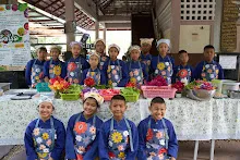 671124 สมุนพระราม ทำสลัดโรลแจก ที่โรงครัวกลาง 133.jpg