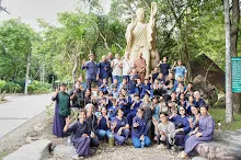 680703 เด็กสมุนพระรามนั่งรถไฟไปปฐมอโศก ร่วมงาน ๙๐ ปี ลุงจำลอง 138.jpeg