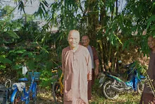 671021 วันบวร รวมสี ถางหญ้า สวนเพื่อฟ้าดิน2.jpg