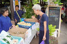680629 สมุนพระราม ฝึกพาณิชย์บุญนิยม ขายสินค้า อุทยานบุญนิยม 4-2568 219.jpeg