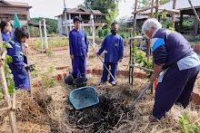 671216 สมุนพระราม ห่มดินสวนน่ารักด้วยฟางข้าว วัดระดับน้ำคลองไส้ไก่ 98.jpg