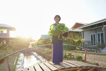 680110 สมุนพระราม ทำ 5 ส ปลูกต้นองุ่น ปรับปรุงแปลงดอกไม้ 65.jpg