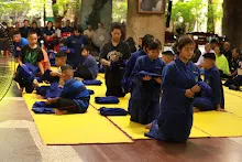 680519 พิธีรับชุดนักเรียนสัมมาสิกขาราชธานีอโศก ม.1 ม.4  79.JPG