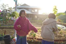 680107 สมุนพระรามดูแลสวนเช้า 46.JPG