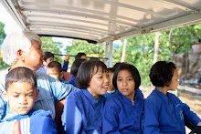 671214 สมุนพระราม เล่นเกมเดินโชว์ ขนหินทำน้ำตก 74.jpg