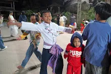 680111 การแสดงภาคค่ำในวันเด็กแห่งชาติ ราชธานีอโศก 251.jpg