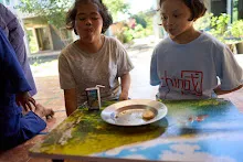 671228 สมุนพระรามเข้าค่าย เรียนการปรับปรุงพันธุ์พุทธรักษา เล่นเกมกินวิบาก พาทัวร์รถราง 159.jpg
