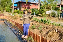 680103 สมุนพระรามดูแลสวนเช้า เย็น เปียหม่องเริ่มทำน้ำตก 120.jpg