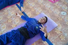 680109 สสธ.ม.4 ฝนเมล็ดพุทธรักษา ฝึกโยคะ สมุนพระรามชายช่วยร่อนทรายทำน้ำตก สวนน่ารัก 67.jpg
