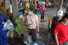 680629 สมุนพระราม ฝึกพาณิชย์บุญนิยม ขายสินค้า อุทยานบุญนิยม 4-2568 113.jpeg