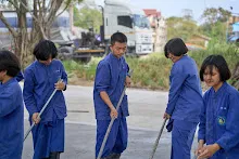 670128 นร.สสธ.ทุกชั้นปี ร่วมกันเทปูนลานสู่สูญ รอบ 2 117.jpeg