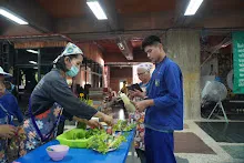 680529 สมุนพระราม สาธิตทำสลัดโรล งานอบรม นร.ขวาวใหญ่วิทยา สุรินทร์ 24.jpeg