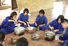 671115 ค่ายเปิดเทอมนักเรียนสัมมาฯ ฝึกทำอาหารและกินข้าว  126.JPG