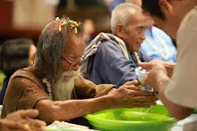 680416 รดน้ำดำหัว วันกตัญญูบูชาบรรพชน 20.JPG