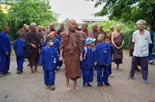 680606 สมุนพระรามร่วมเดินตามรอยโพธิสัตว์ งานอโศกรำลึก 2.jpeg