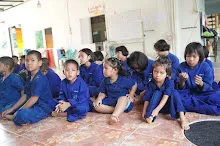 680714 สมุนพระรามร่วมงานวันบวร ถอนหญ้าสวนกตัญญูแผ่นดิน 73.JPG