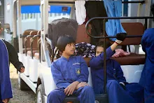 671221 เช้าสมุนพระรามดูแลสวน และขนหินทำน้ำตก บ่ายเล่นเกมกับครูโหน่ง 194.jpg
